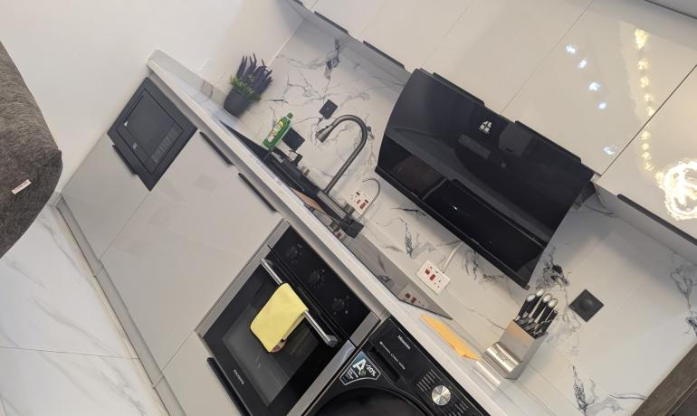 Premier One-Bedroom Apartment